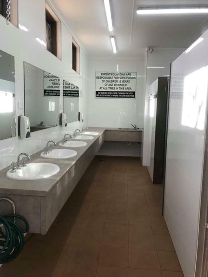 Tom Price Tourist Park Otel Dış mekan fotoğraf