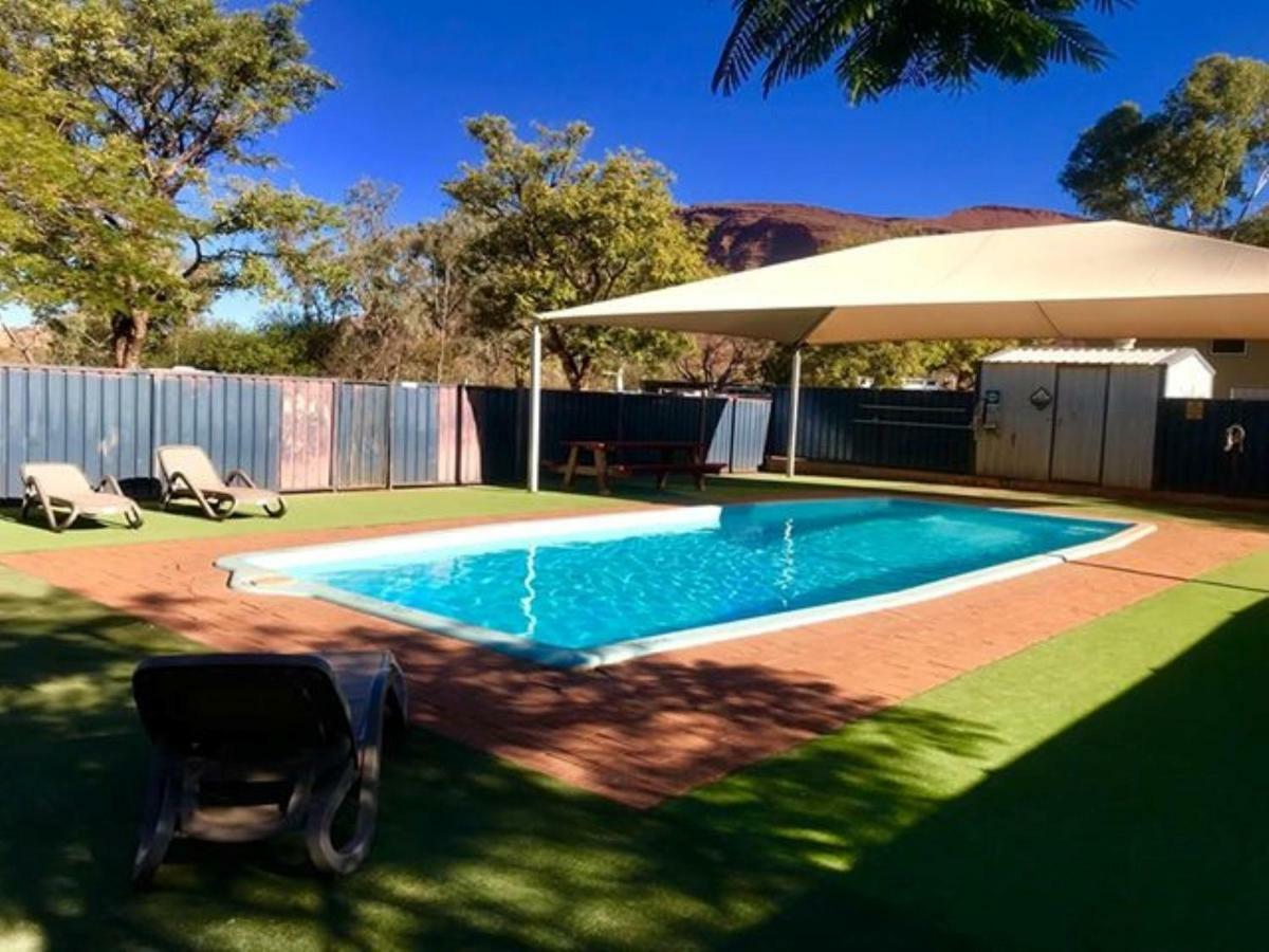 Tom Price Tourist Park Otel Dış mekan fotoğraf